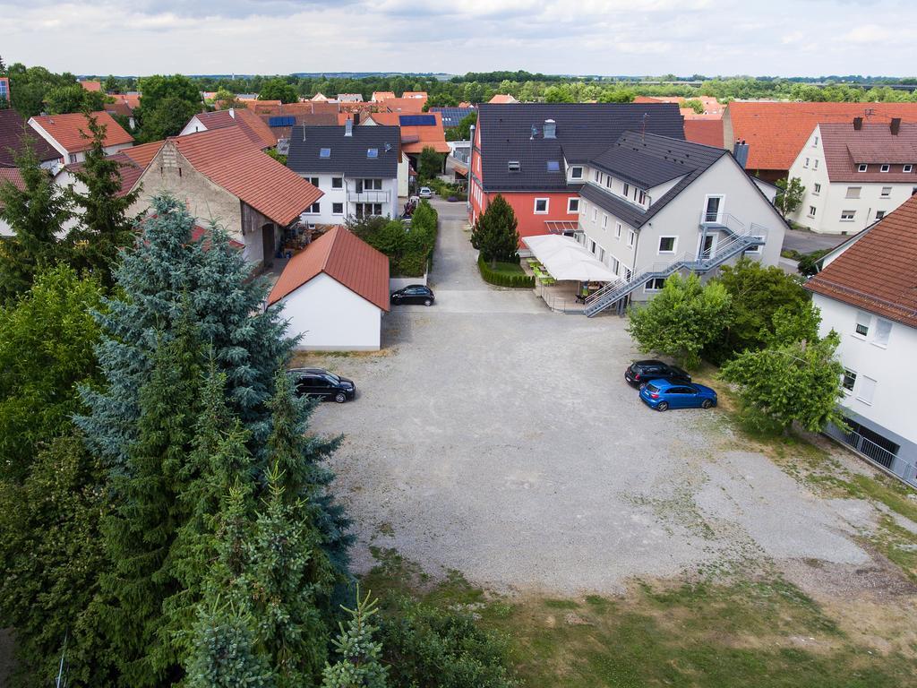 Landgasthof Zahn เอลคิงเกน ภายนอก รูปภาพ
